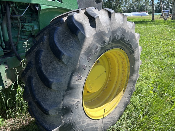 Used 2011 John Deere 7230R Row Crop Tractors at Horizon Ag & Turf in Barrhead, AB - Photo19