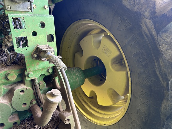Used 2011 John Deere 7230R Row Crop Tractors at Horizon Ag & Turf in Barrhead, AB - Photo29