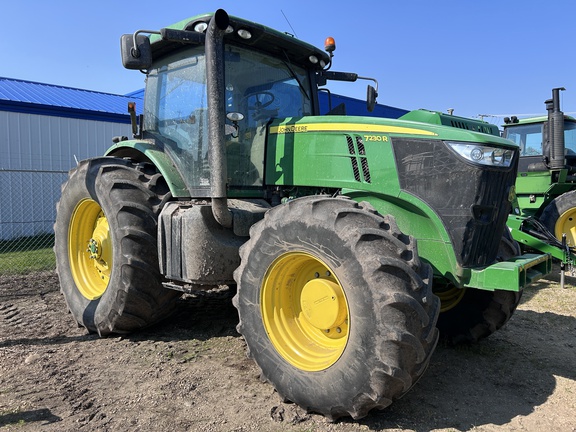 Used 2011 John Deere 7230R Row Crop Tractors at Horizon Ag & Turf in Barrhead, AB - Photo2