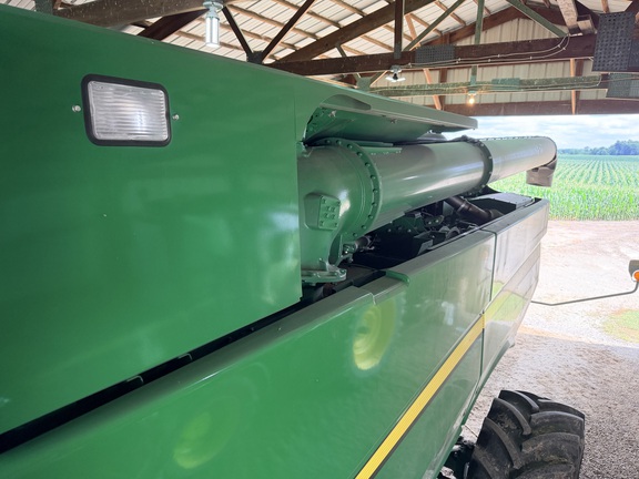 Photo of 2020 John Deere S760