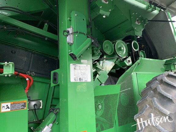 Photo of 2020 John Deere S760
