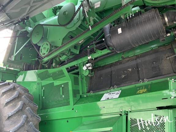 Photo of 2020 John Deere S760
