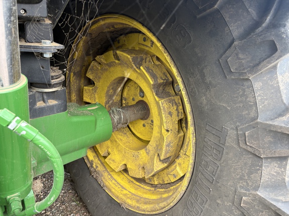Used 2023 John Deere 6R 155 Row Crop Tractors at Horizon Ag & Turf in Vermilion, AB - Photo6
