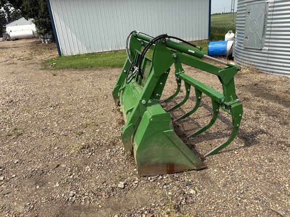 Used 2023 John Deere 6R 155 Row Crop Tractors at Horizon Ag & Turf in Vermilion, AB - Photo8