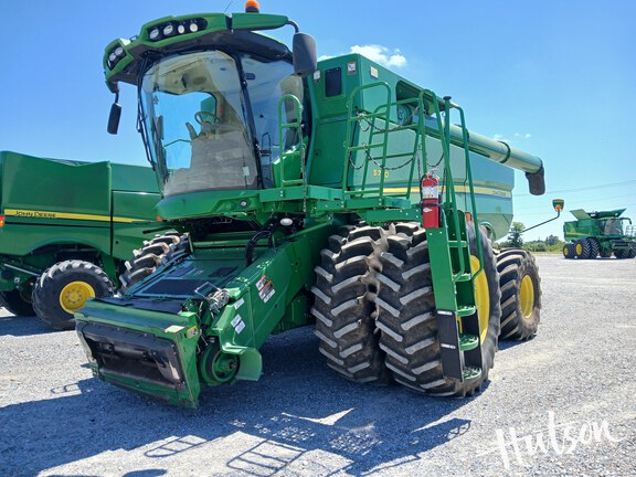 Photo of 2019 John Deere S780