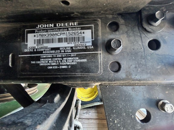 2023 John Deere X390 - Photo3