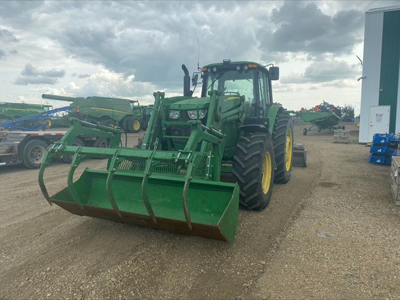 2017 John Deere 6145M