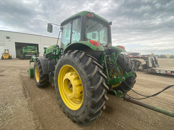 2017 John Deere 6145M