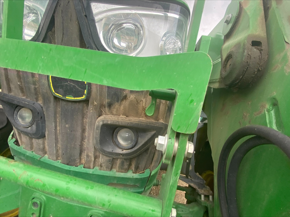 2017 John Deere 6145M
