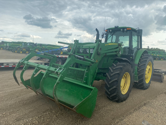 Photo of 2017 John Deere 6145M