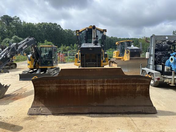2022 John Deere 700L