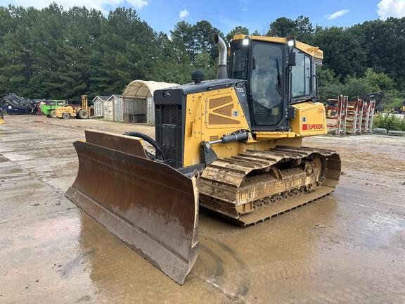 2022 John Deere 700L