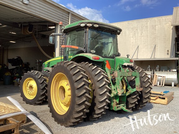 Photo of 2015 John Deere 8245R