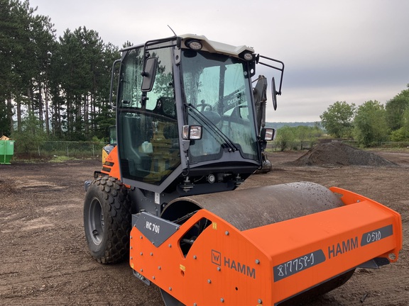 2025 Hamm HC70