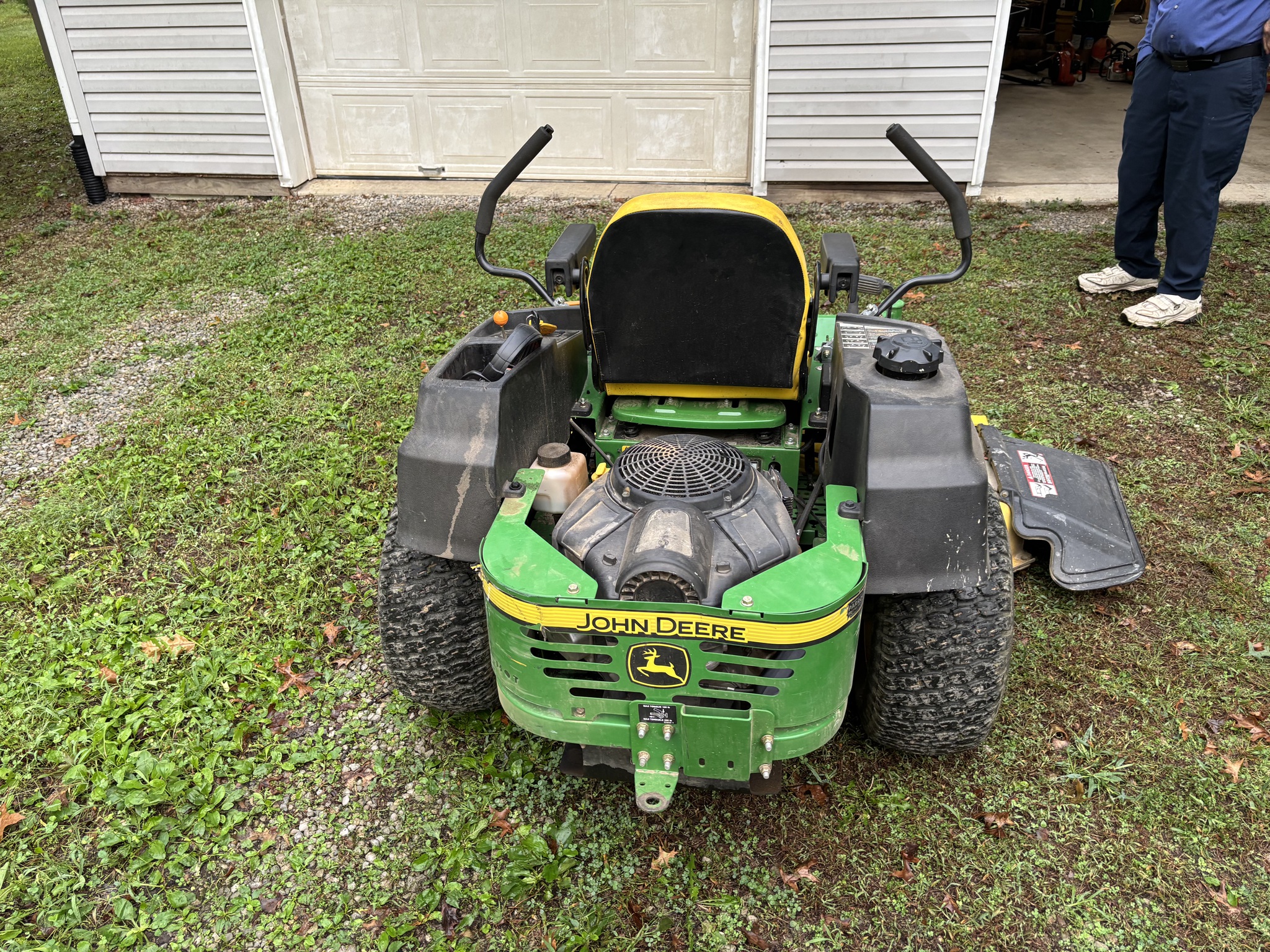 Used 2012 John Deere Z465 Zero Turn Mowers at Koenig Equipment in Urbana, OH - PhotoXL7