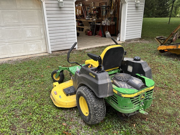 Used 2012 John Deere Z465 Zero Turn Mowers at Koenig Equipment in Urbana, OH - Photo5