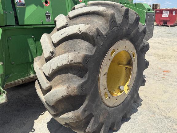 2023 John Deere 843L II