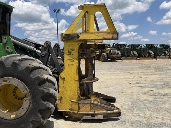 2023 John Deere 843L II