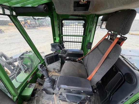 2023 John Deere 843L II