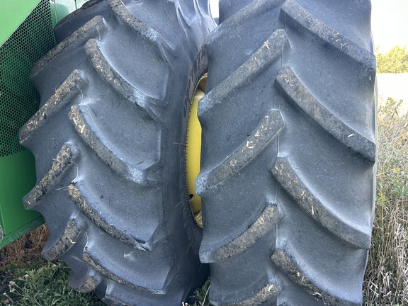 2014 John Deere S680 - Photo15