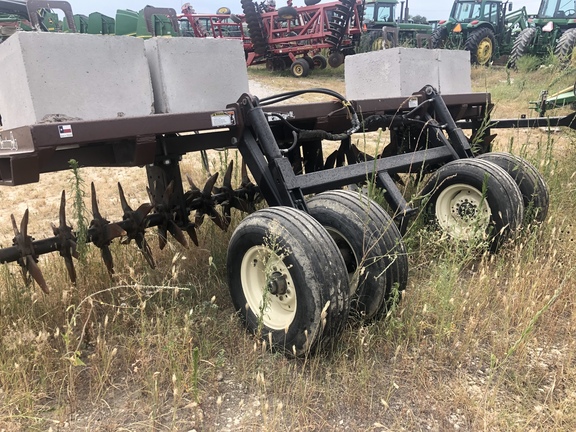 Armstrong Ag RV15 Image 2