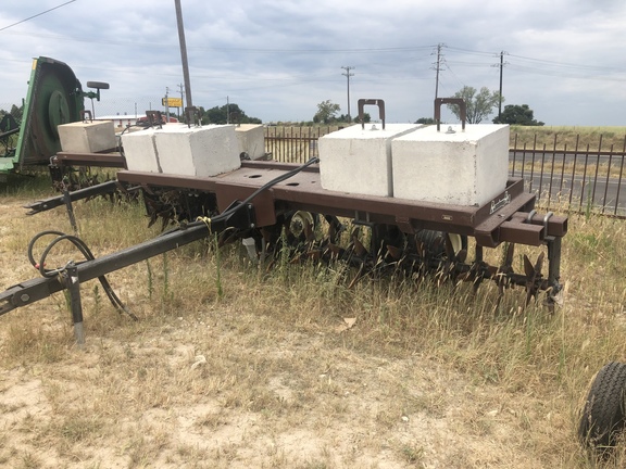 Armstrong Ag RV15 Image 1