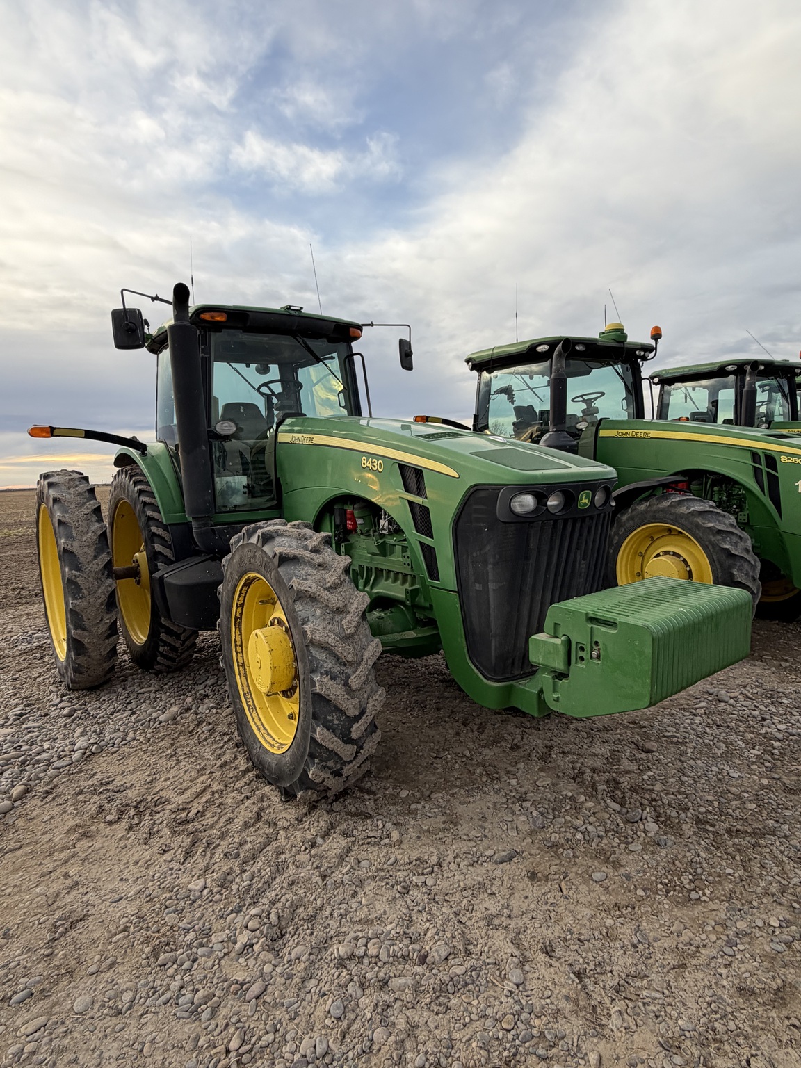2008 John Deere 8430 Image 2