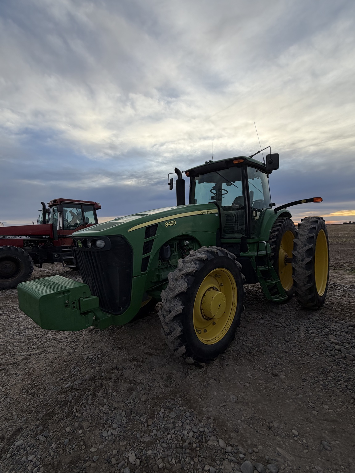 2008 John Deere 8430 Image 12