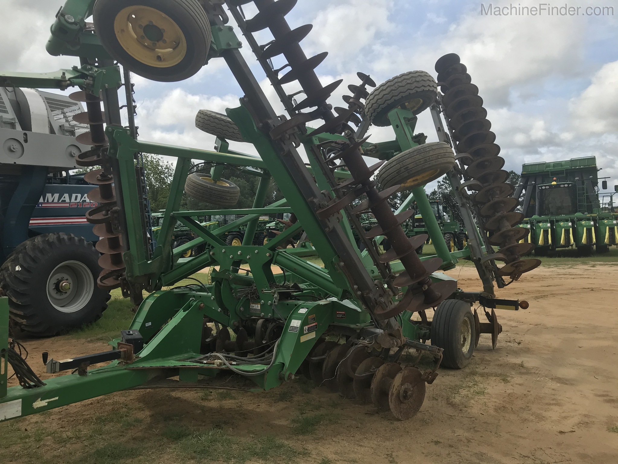 2013 John Deere 2620 Image 7