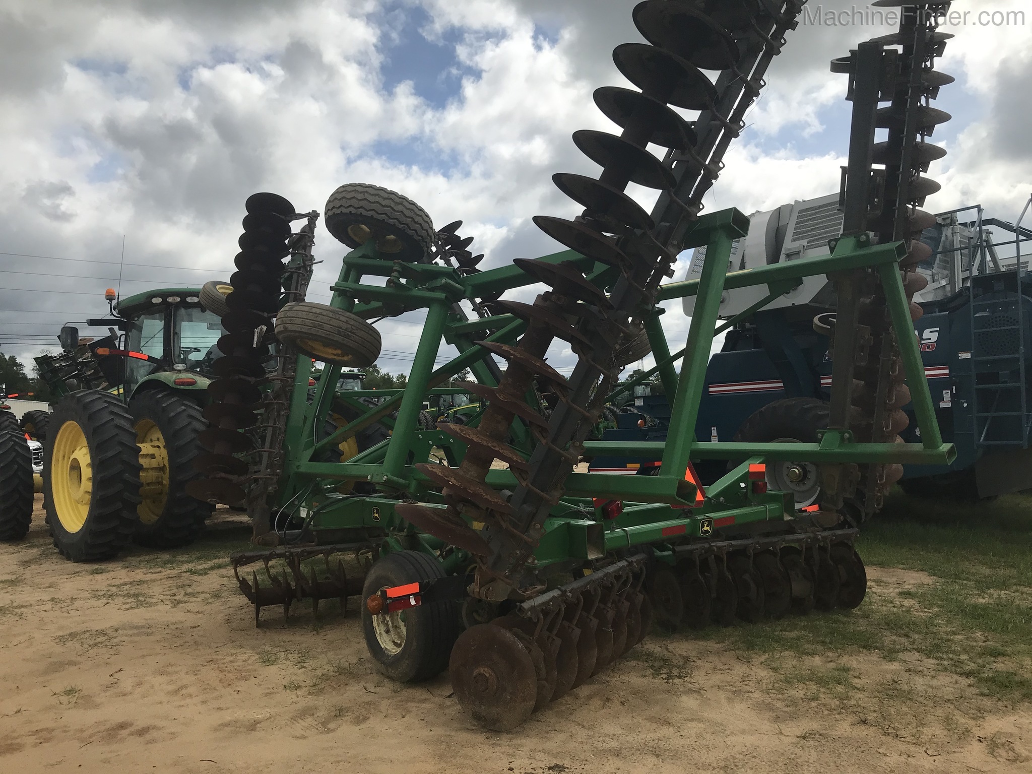 2013 John Deere 2620 Image 5