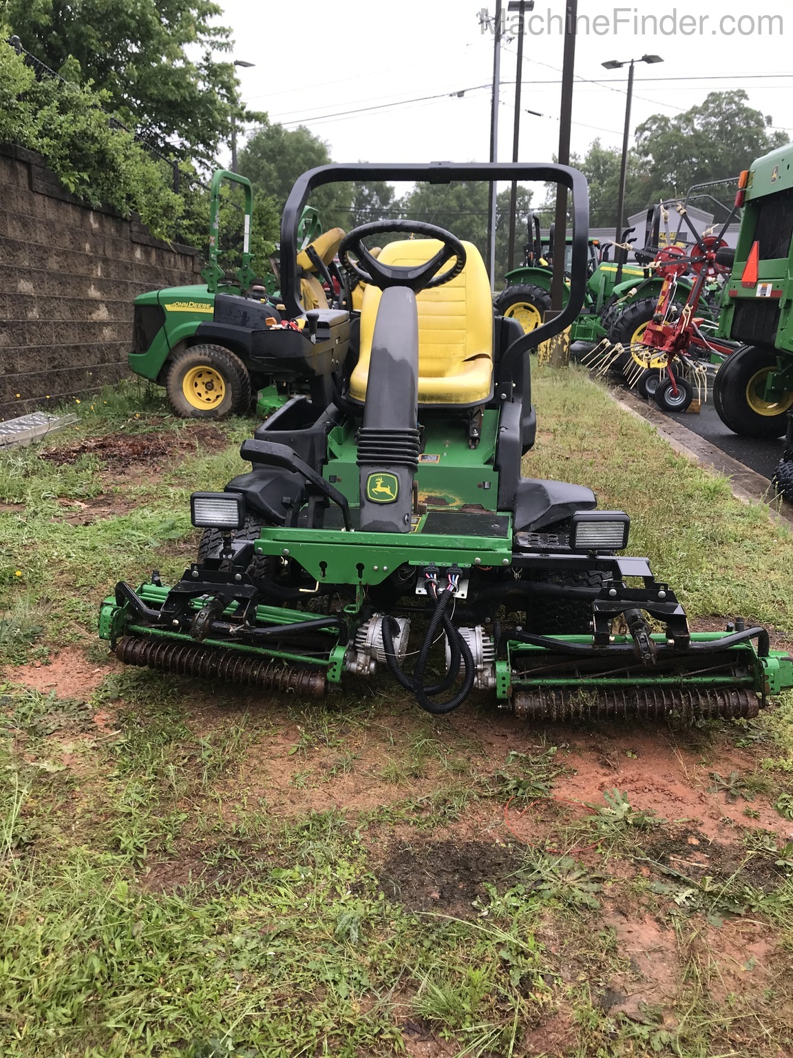 2006 John Deere 2500E Image 1