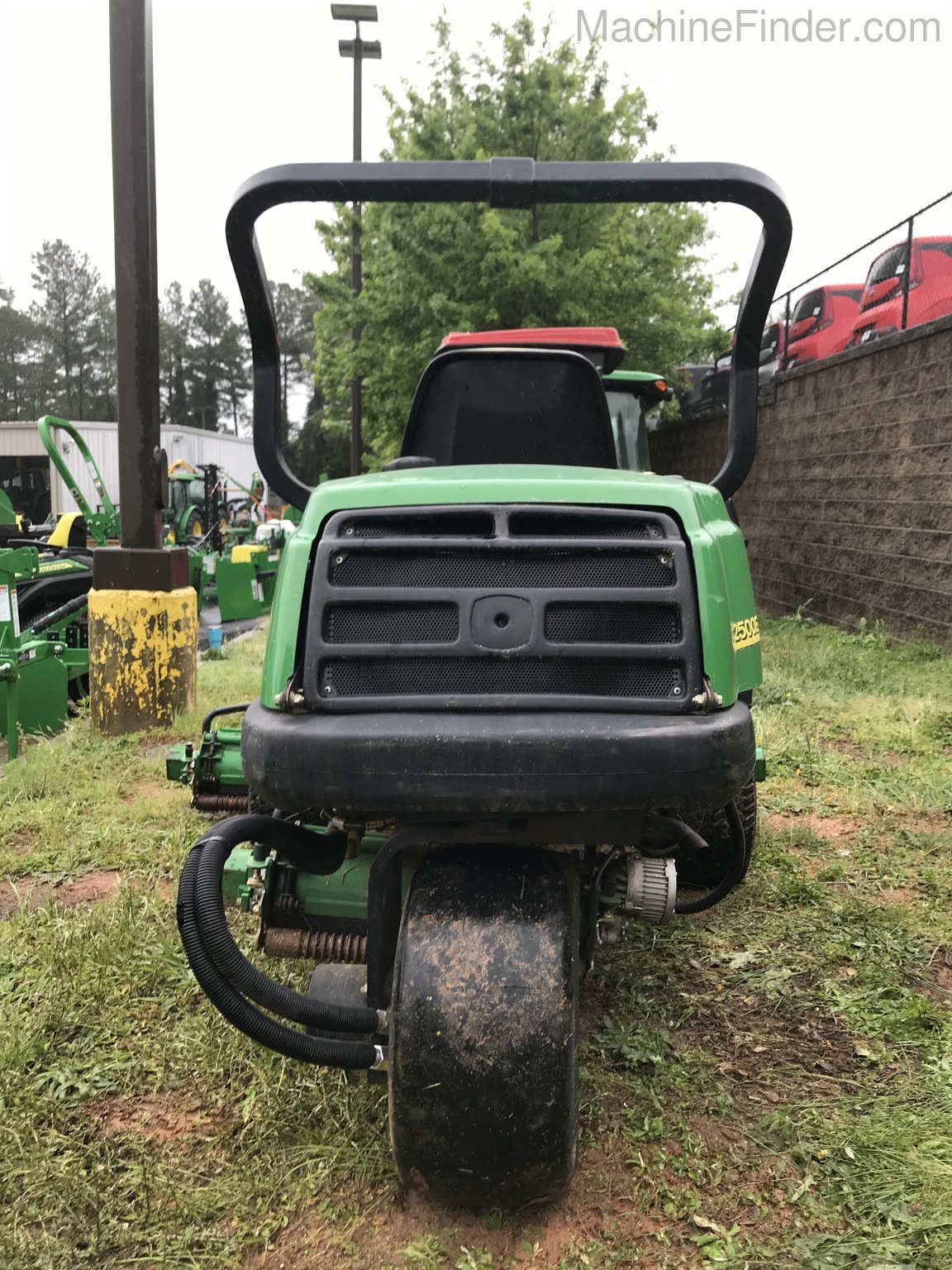 2006 John Deere 2500E Image 4