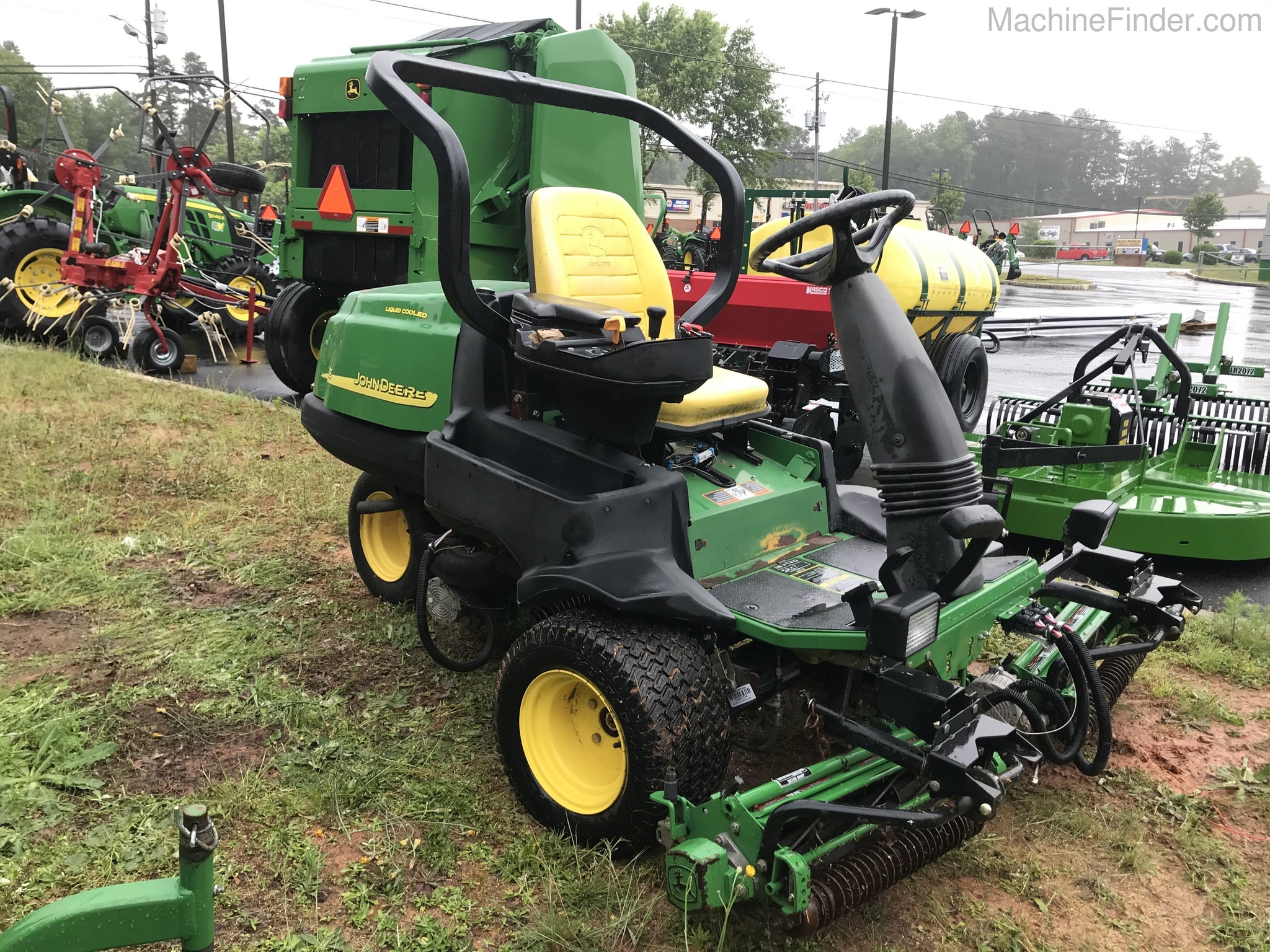 2006 John Deere 2500E Image 3