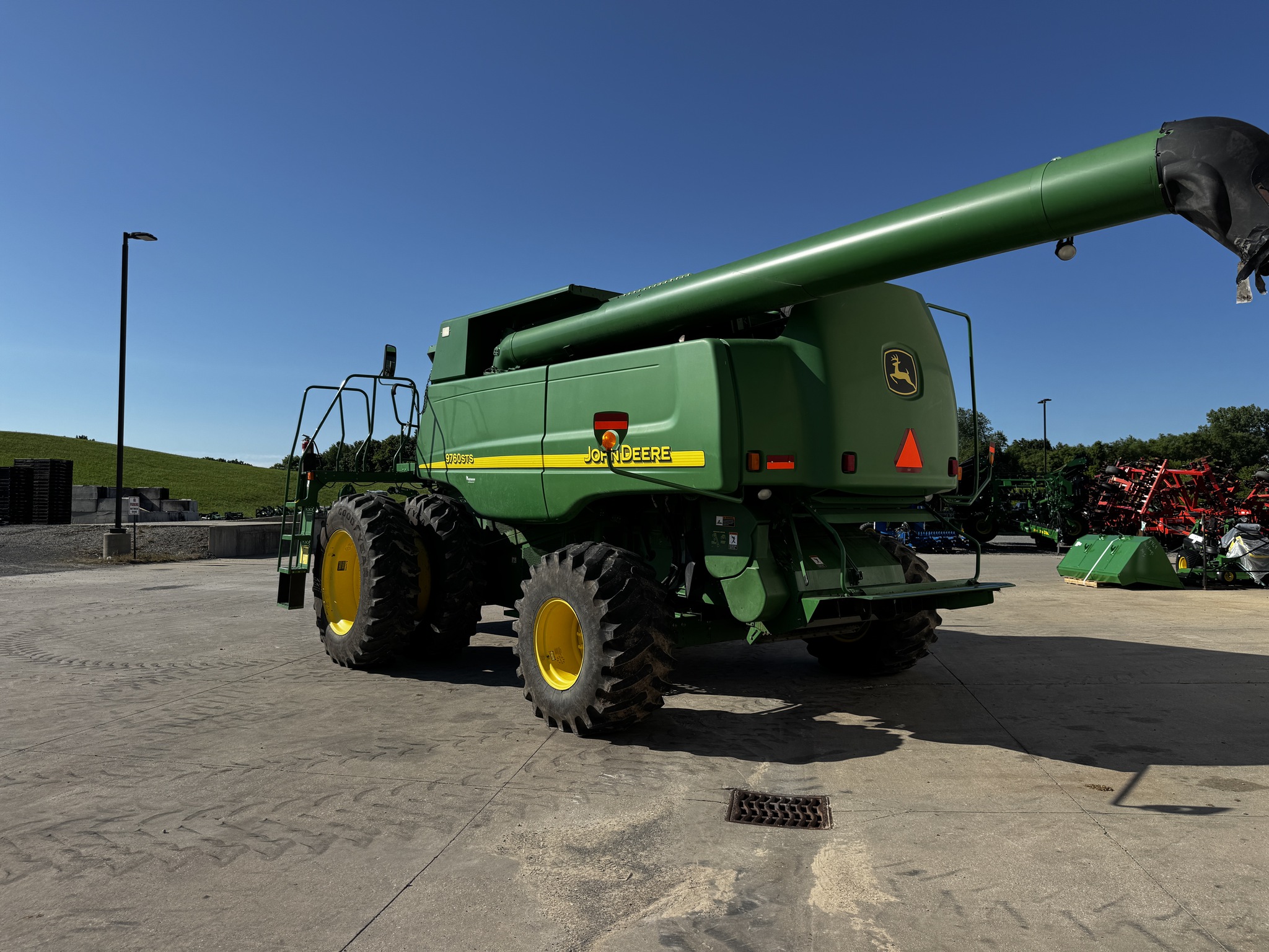 2005 John Deere 9760 STS Image 7