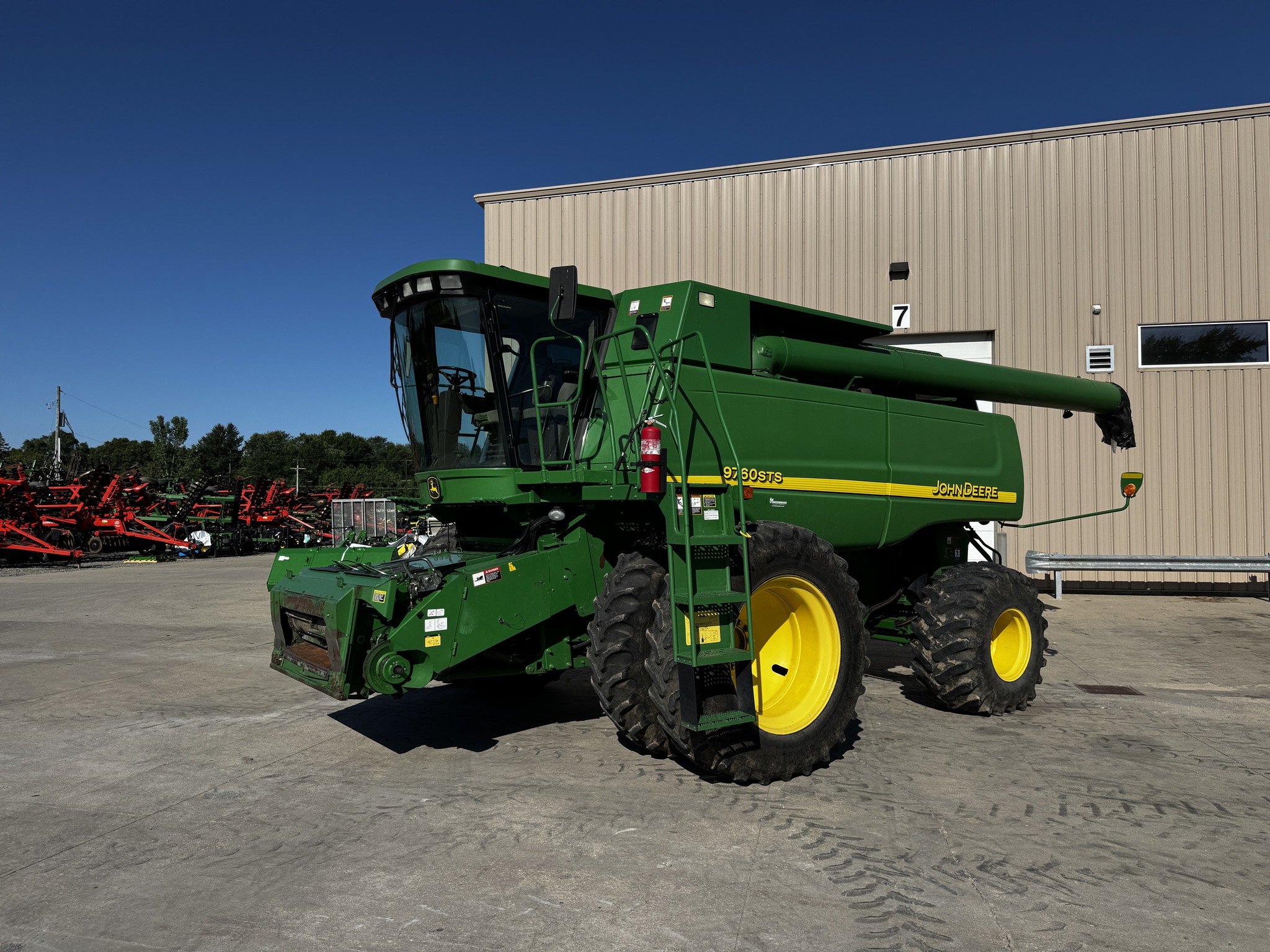 2005 John Deere 9760 STS Image 2