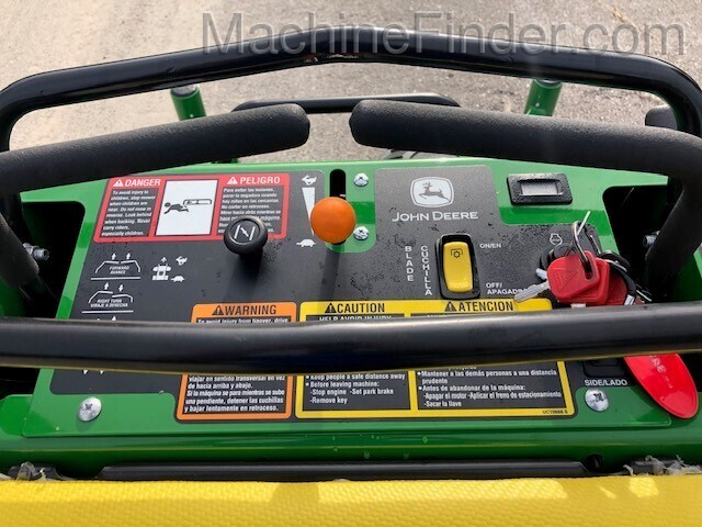 2020 John Deere 648R Image 10