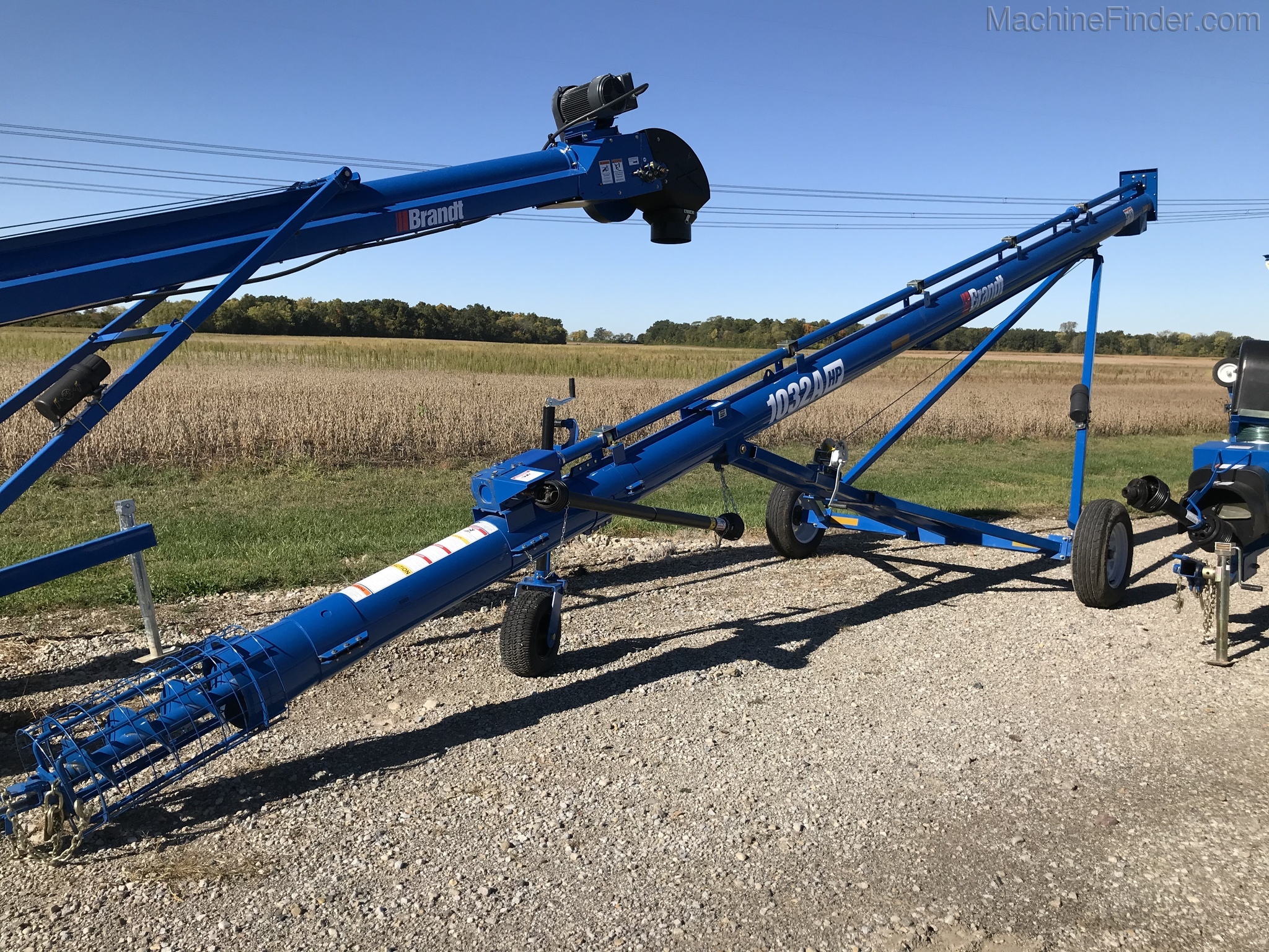 2020 Brandt 1032 Image 2