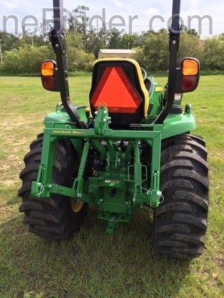 2020 John Deere 3039R Image 8