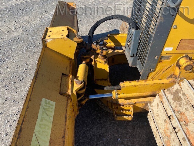 2015 John Deere 450J Image 6