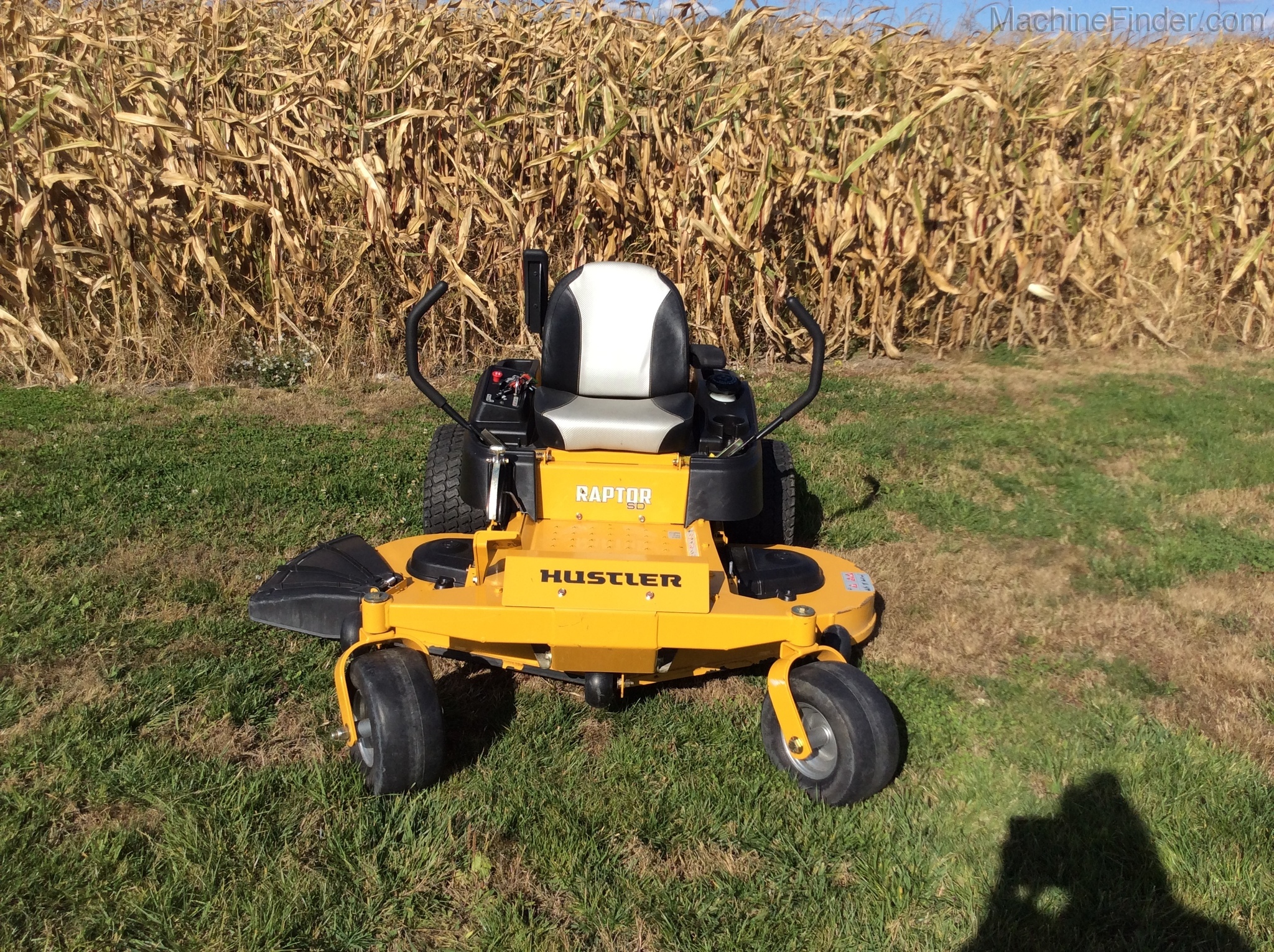 2018 Hustler Raptor SD Image 1