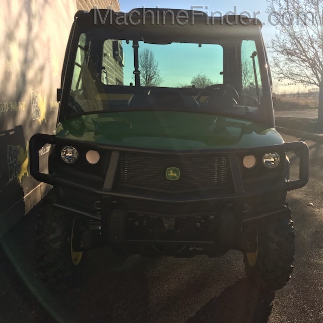 2021 John Deere 835M HVAC Image 6