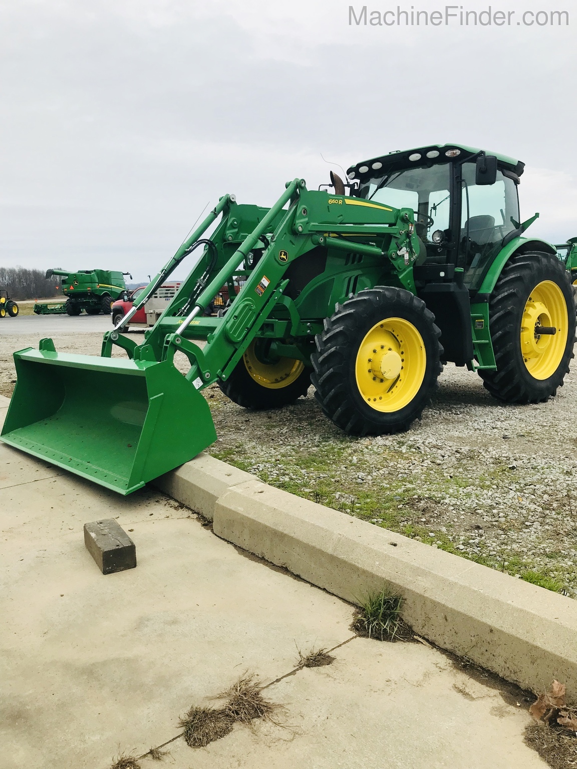 2014 John Deere 6150R Image 3