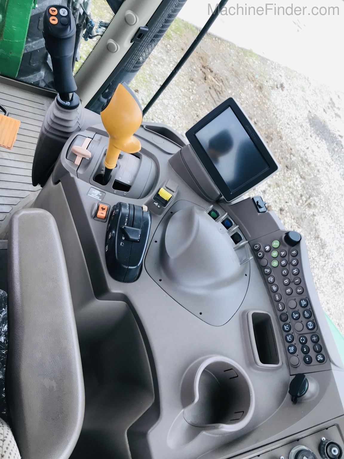 2014 John Deere 6150R Image 5