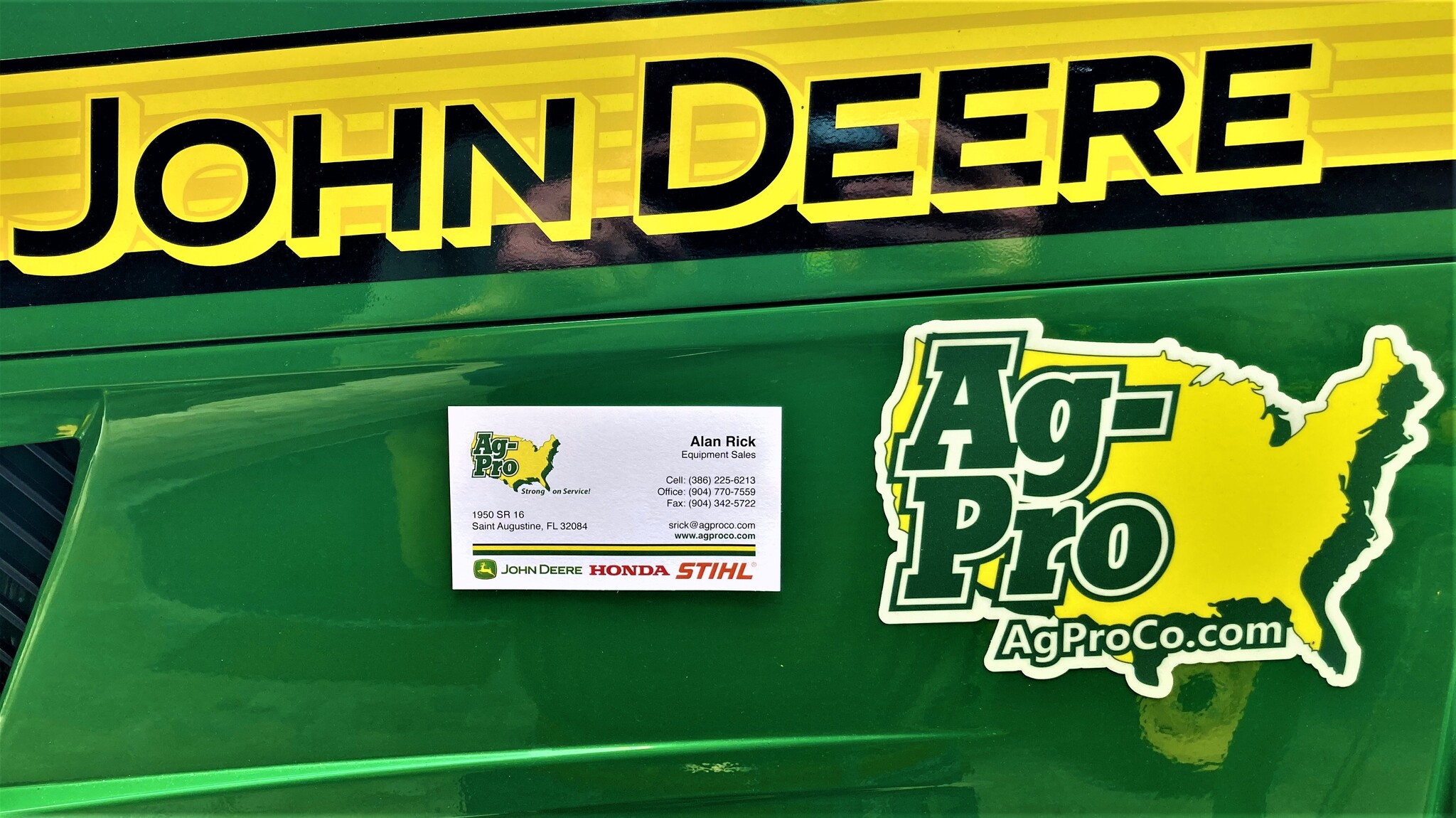 2023 John Deere Z915E Image 8