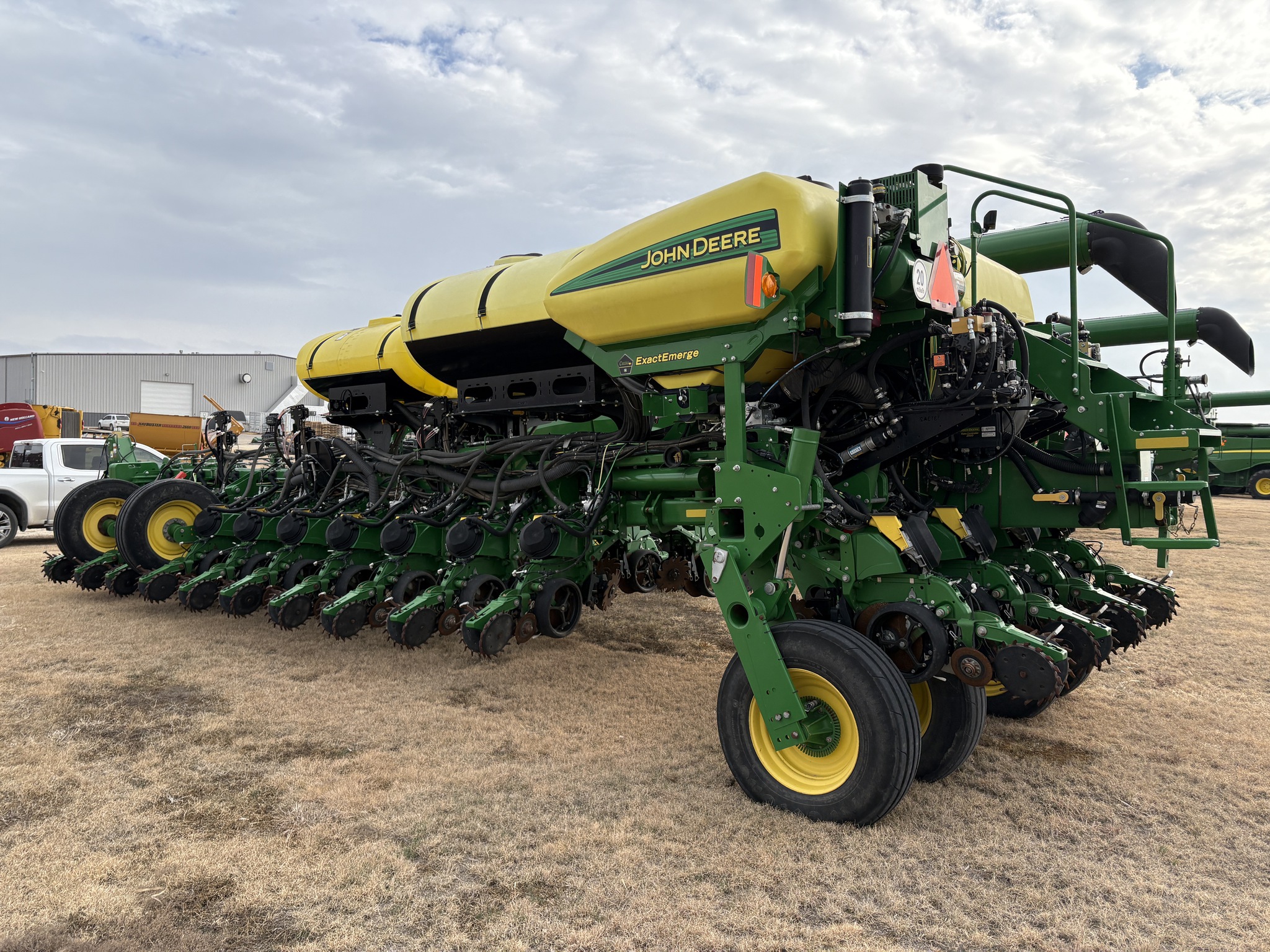 2021 John Deere 1775NT Image 3