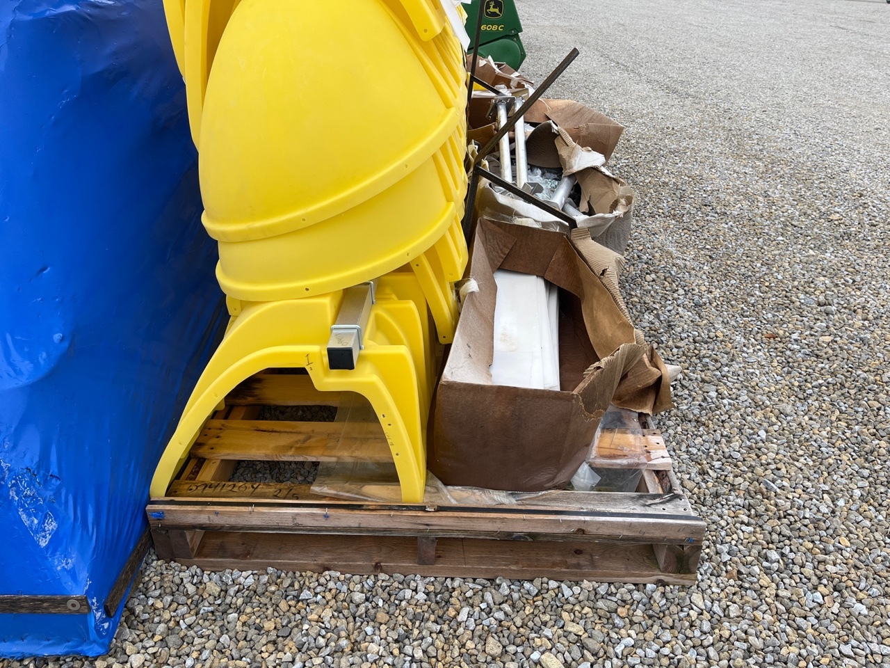 Used 2022 Willmar Fabrication Redball Self Propelled Sprayers at Koenig Equipment in Greenville, OH - PhotoXL2