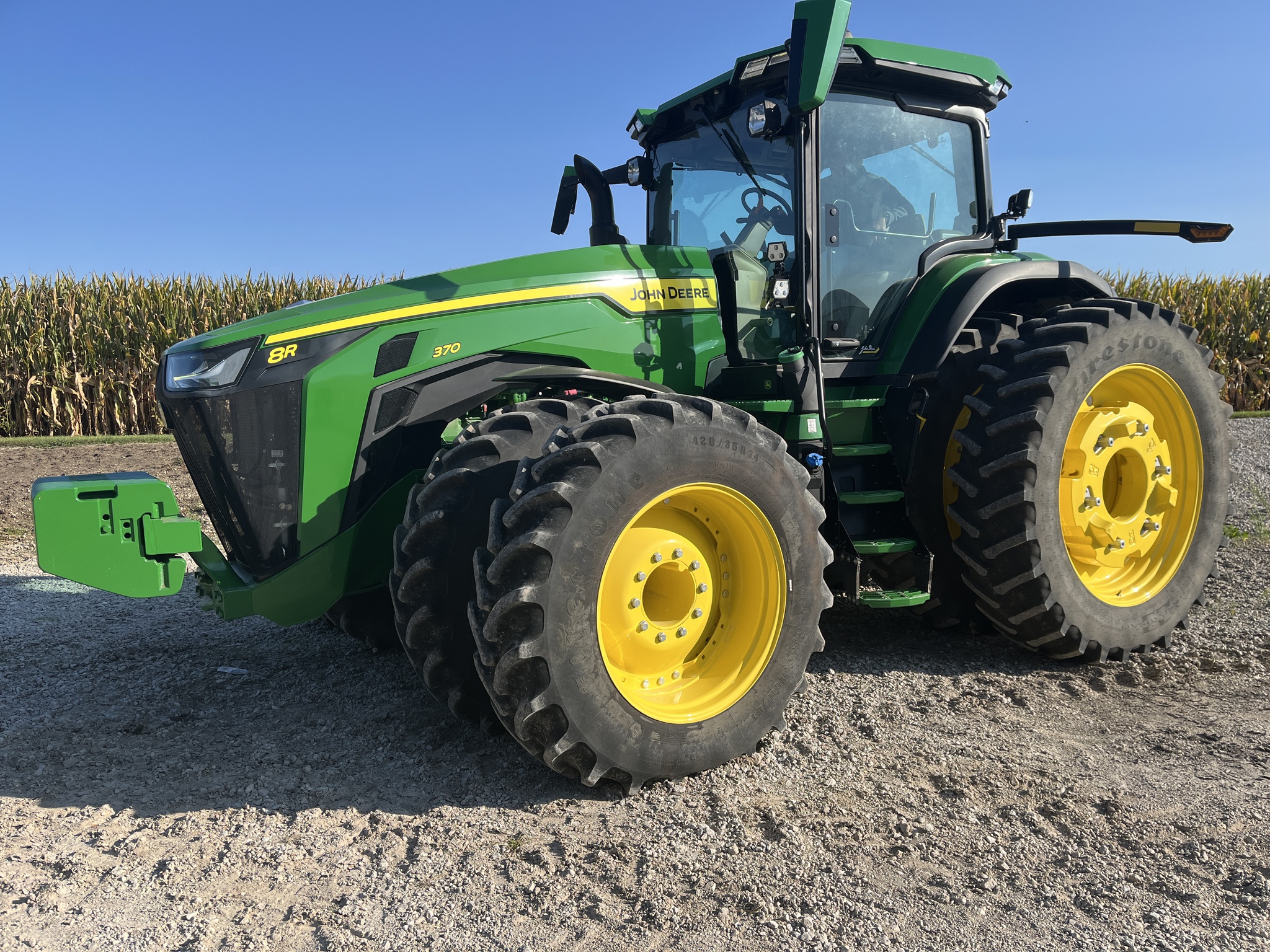  2023 John Deere 8R 370 at Heritage Tractor in Kewanee, IL