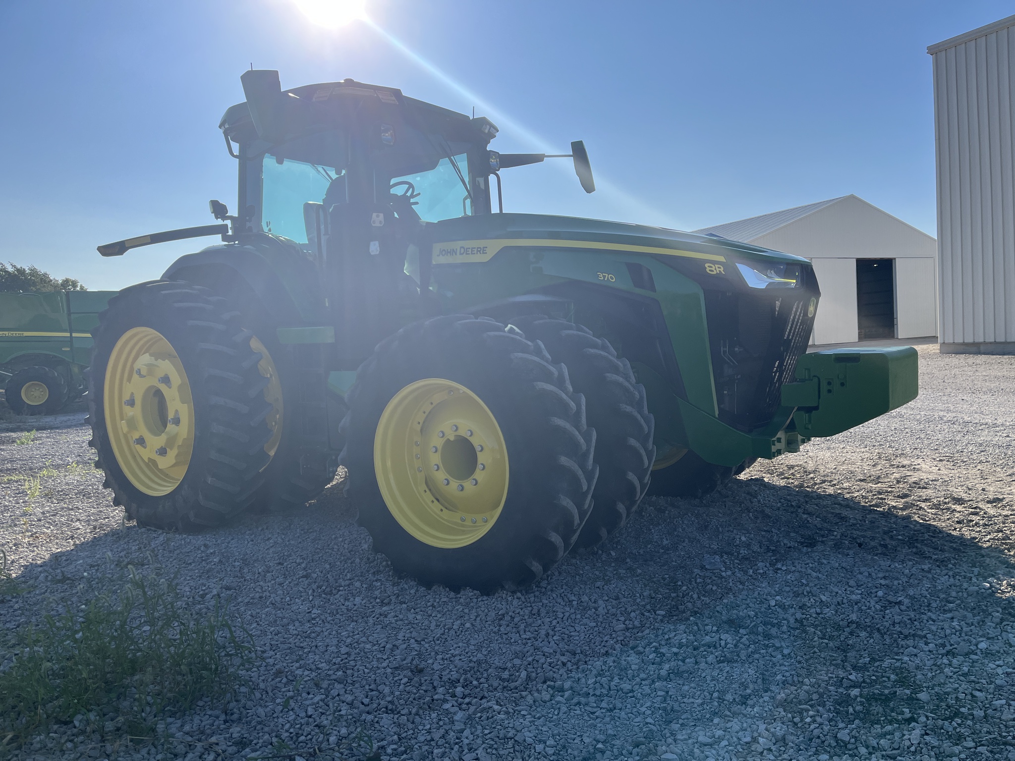  2023 John Deere 8R 370 at Heritage Tractor in Kewanee, IL