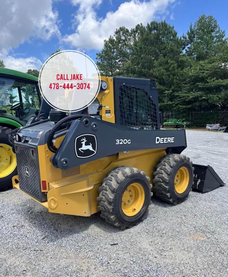 2023 John Deere 320G Image 3