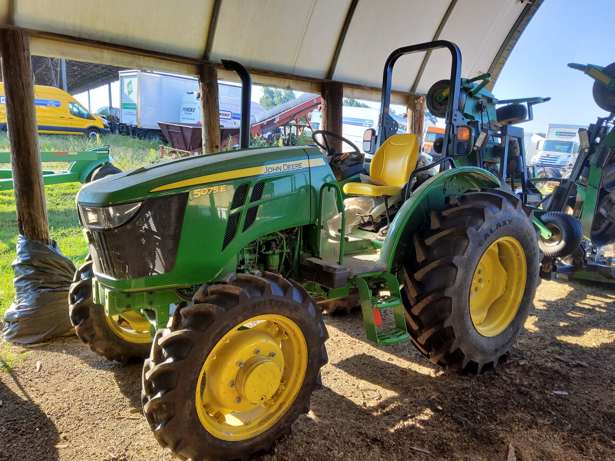 2022 John Deere 5075E Utility Tractors Polkton, NC